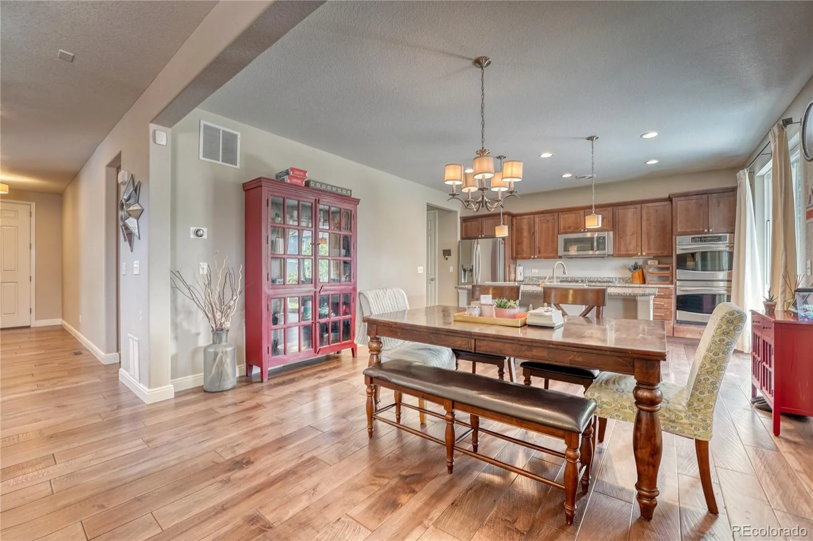 6641 S Kellerman Way Aurora CO 80016 MLS #REC3668135 05282026015232 1600 7