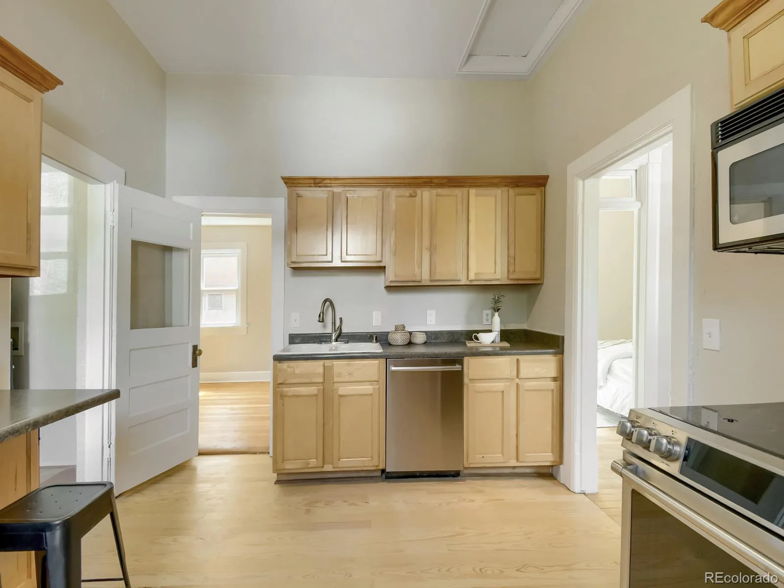 2127 W 33rd Avenue Denver CO 80211 MLS #REC3669392 06232026210131 1600 11