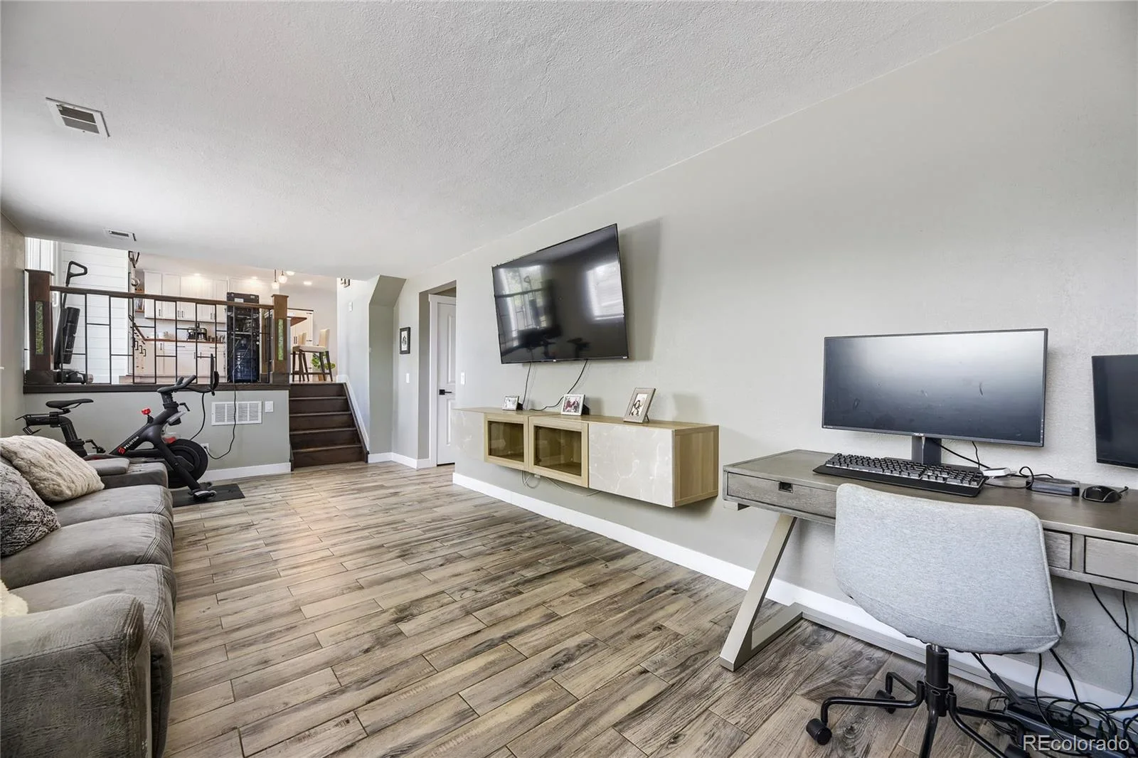 3036 S Biscay Street Aurora CO 80013 | MLS #REC3670375 07232026051347 1600 12