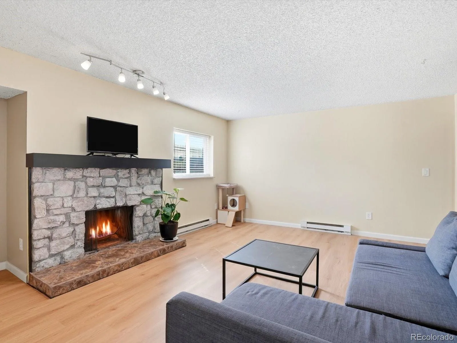 4066 S Atchison Way #102 Aurora CO 80014 MLS #REC3670813 04102026174613 1600 20