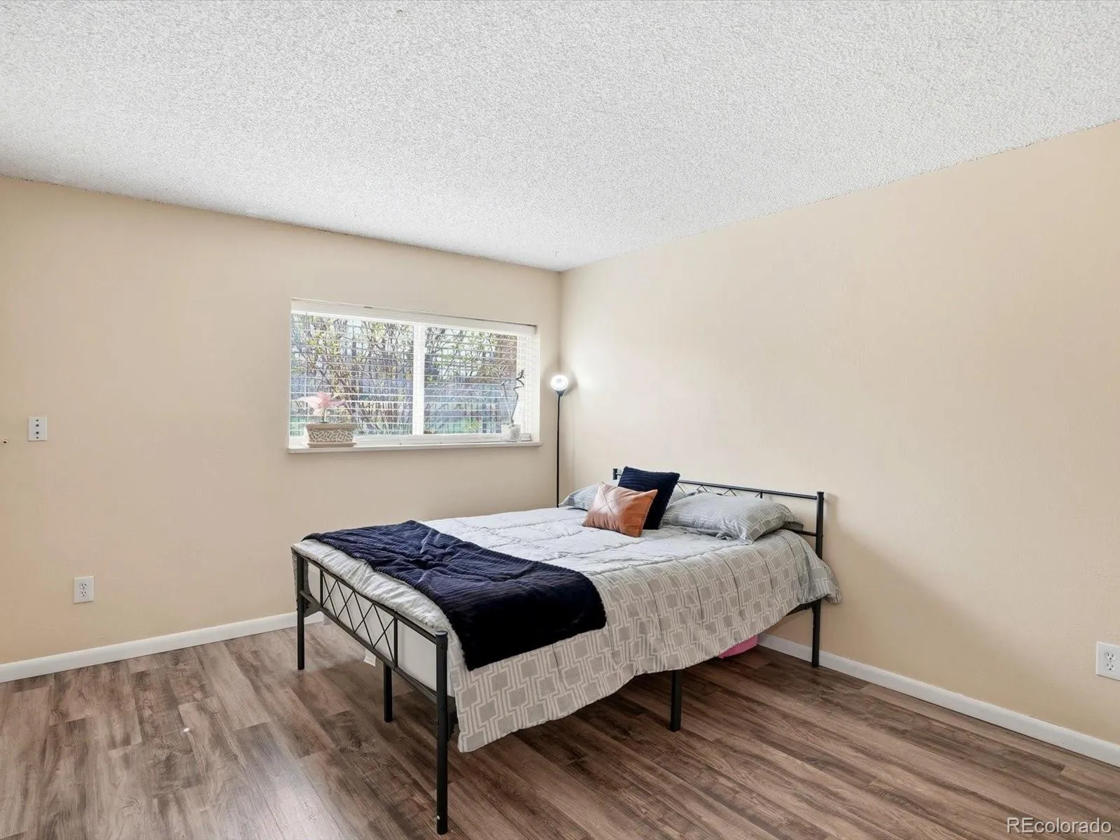 4066 S Atchison Way #102 Aurora CO 80014 MLS #REC3670813 04102026174613 1600 23