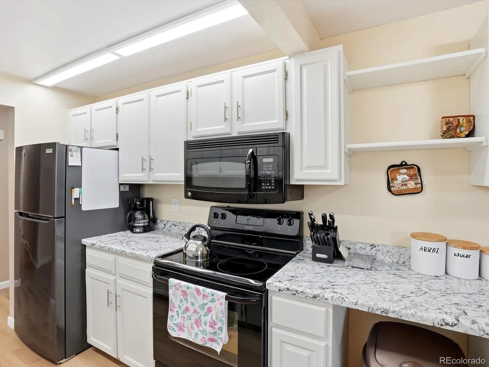 4066 S Atchison Way #102 Aurora CO 80014 MLS #REC3670813 04102026174613 1600 8