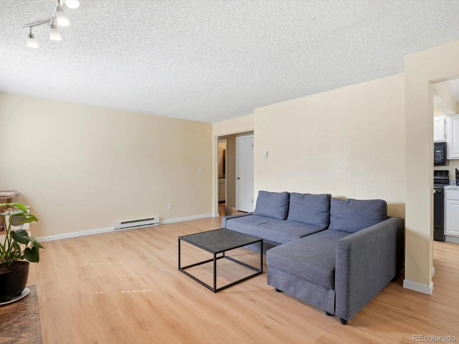 4066 S Atchison Way #102 Aurora CO 80014 | MLS #REC3670813 08262026223041 1600 19