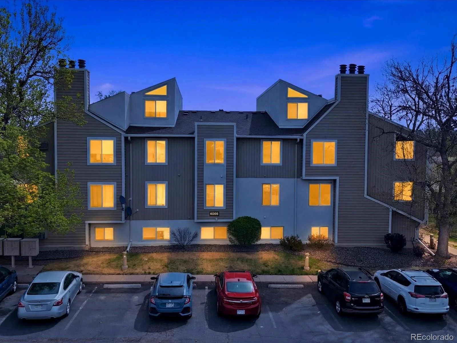 4066 S Atchison Way #102 Aurora CO 80014 | MLS #REC3670813 08262026223041 1600 45