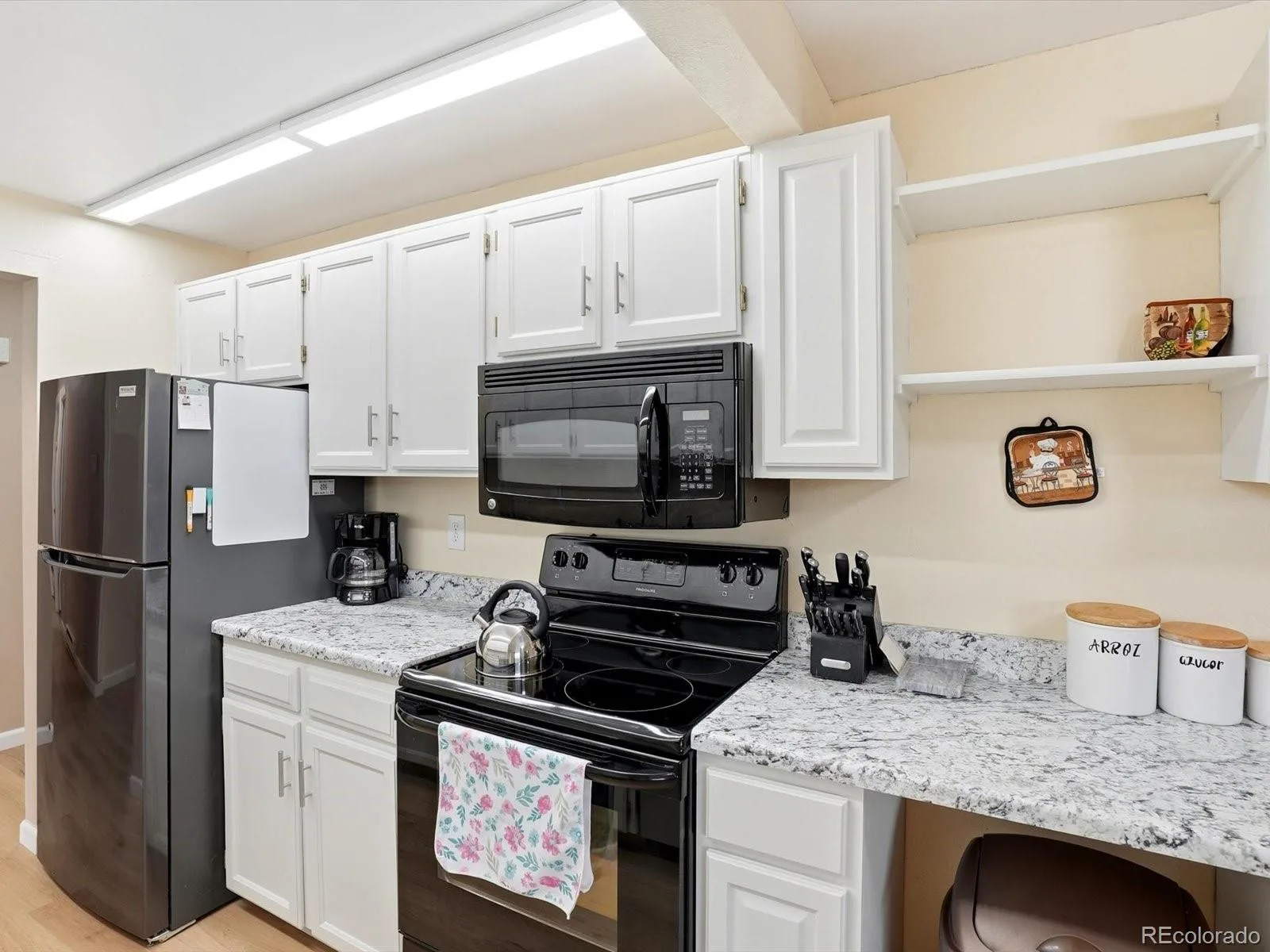 4066 S Atchison Way #102 Aurora CO 80014 | MLS #REC3670813 08262026223041 1600 8