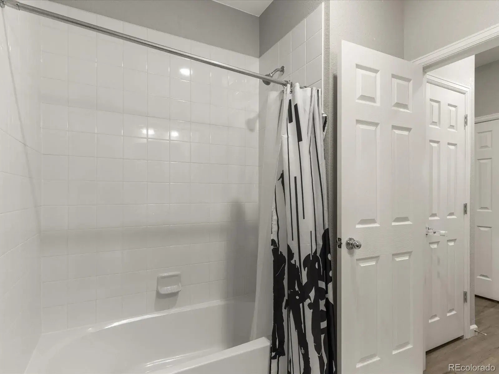 9981 W Victoria Place #202 Littleton CO 80127 MLS #REC3671516 02062026203401 1600 18