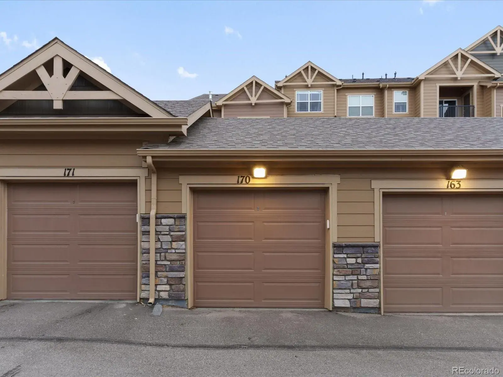 9981 W Victoria Place #202 Littleton CO 80127 MLS #REC3671516 02062026203401 1600 21