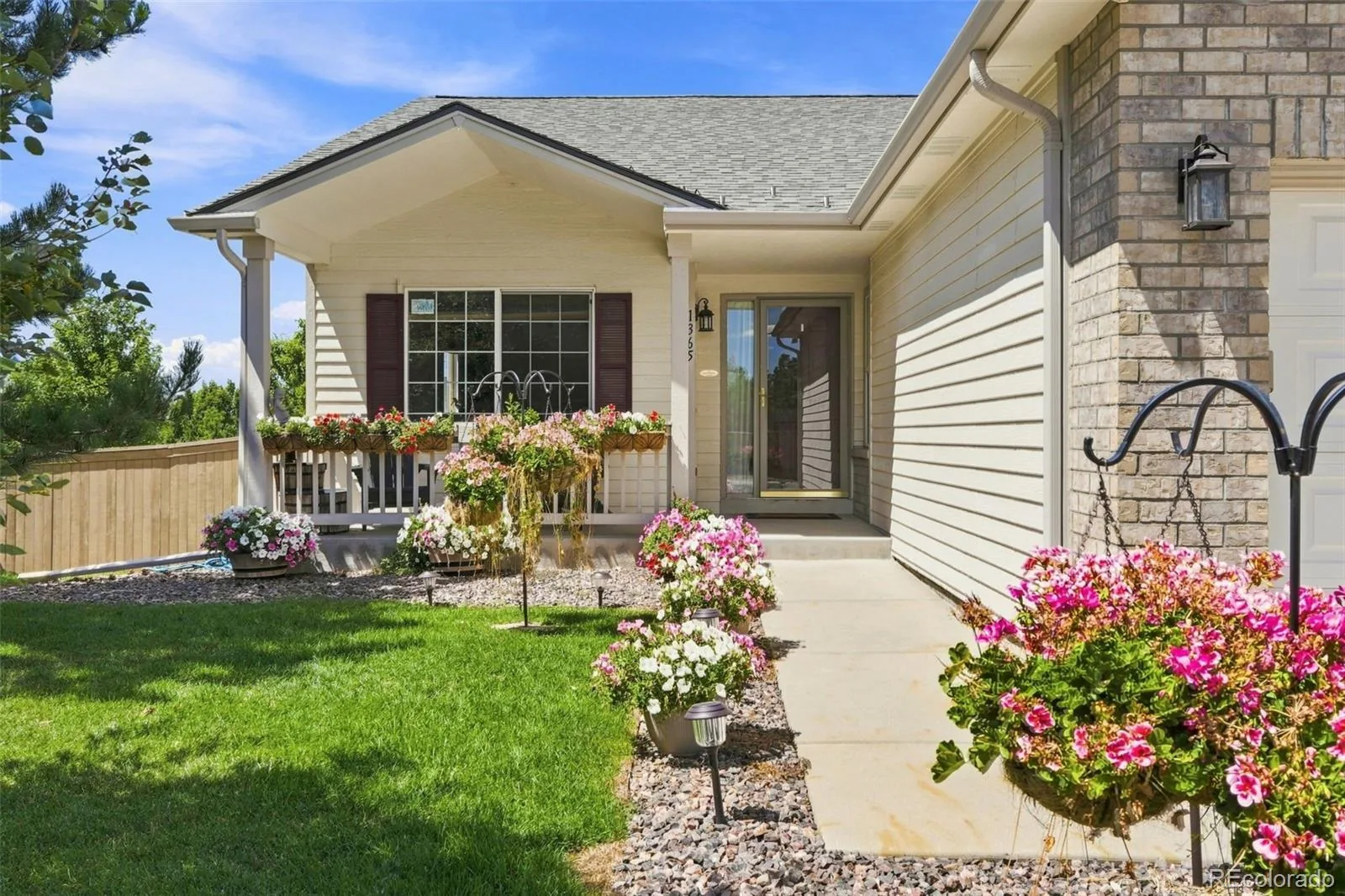 1365 Kingsfield Street Castle Rock CO 80104 | MLS #REC3671751 08252026192914 1600 1