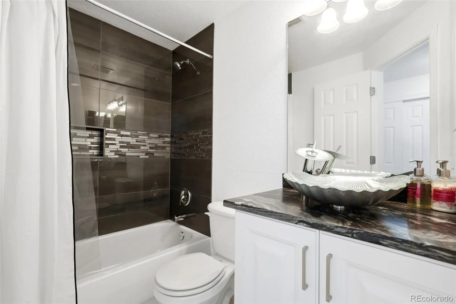 1365 Kingsfield Street Castle Rock CO 80104 | MLS #REC3671751 08252026192914 1600 25