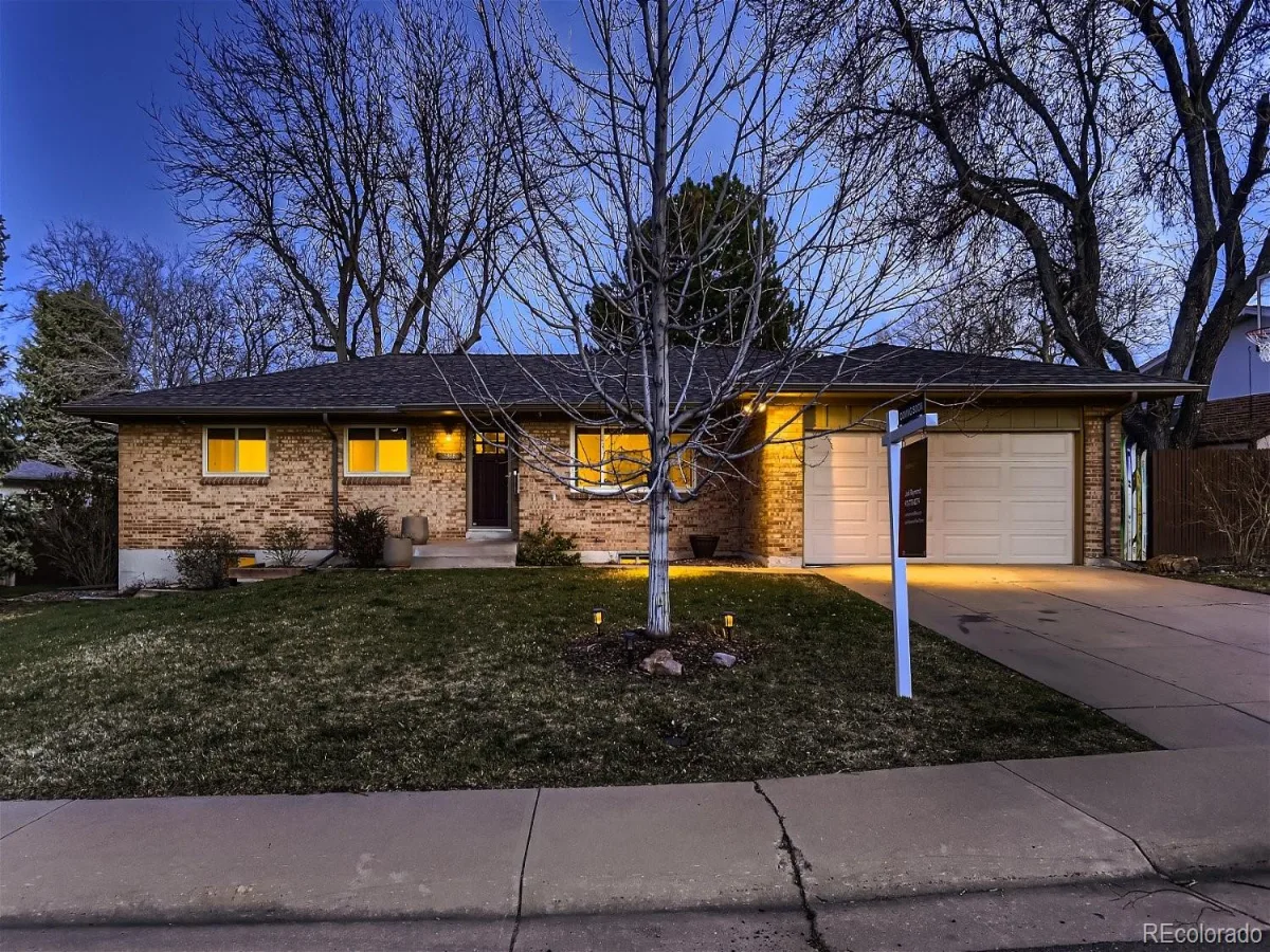 2988 S Niagara Way Denver CO 80224 MLS #REC3672252 06102026113921 1200 0