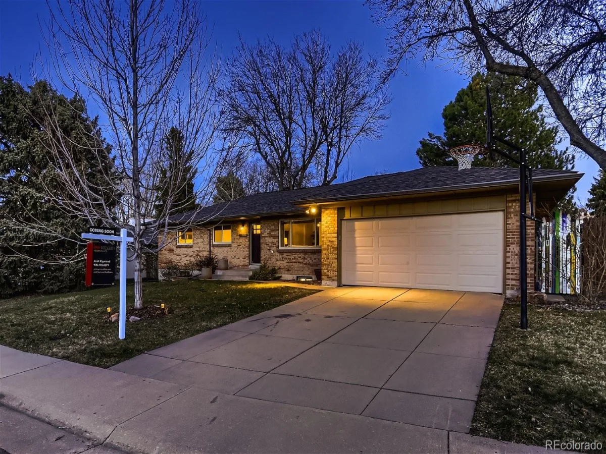 2988 S Niagara Way Denver CO 80224 MLS #REC3672252 06102026113921 1200 1