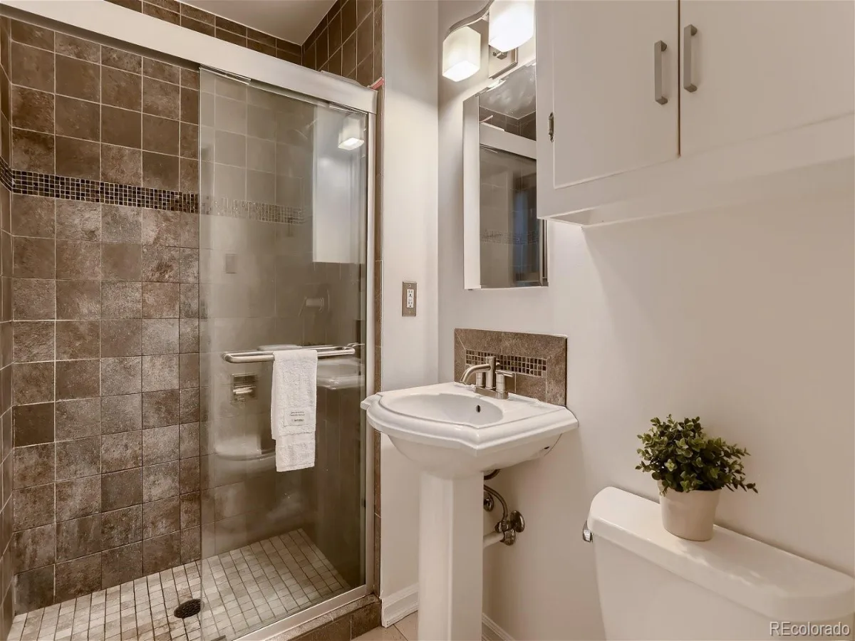 2988 S Niagara Way Denver CO 80224 MLS #REC3672252 06102026113921 1200 14