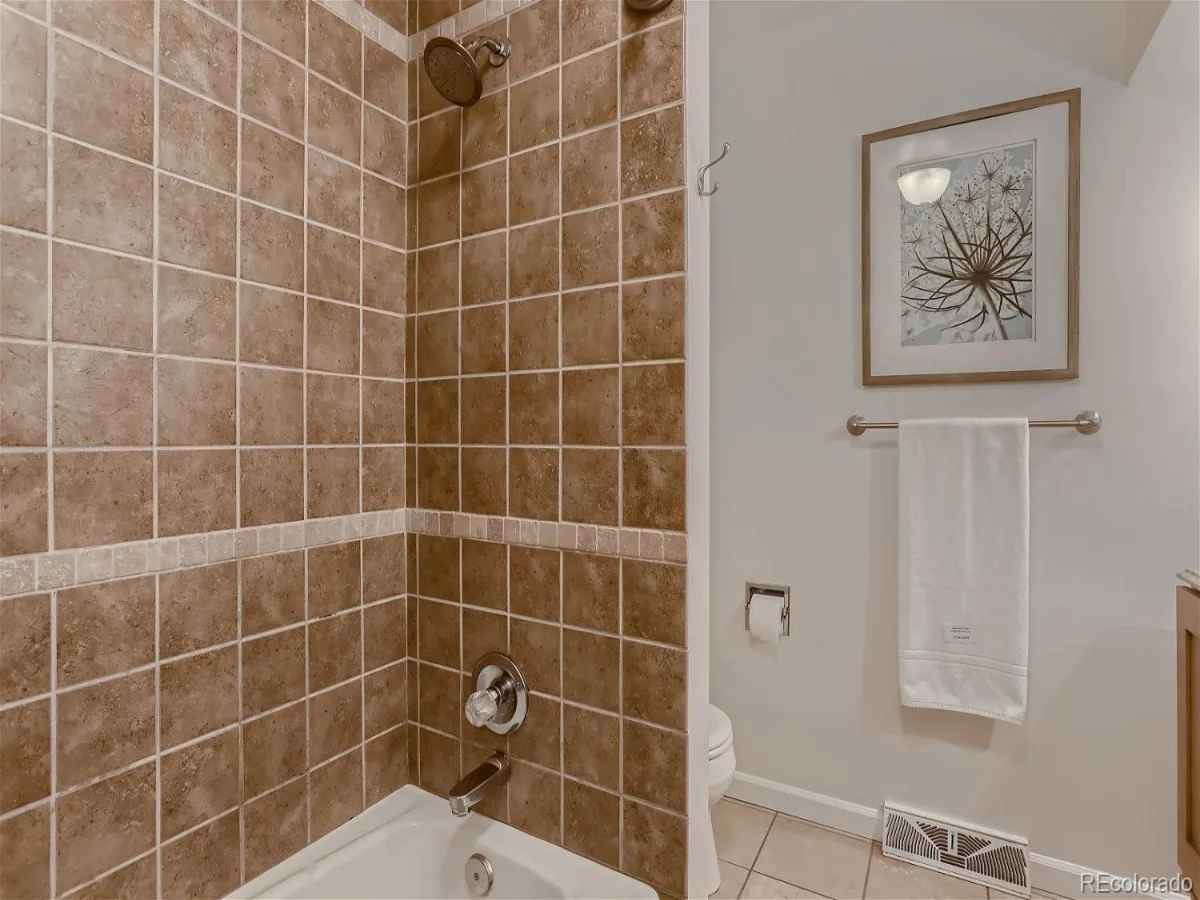 2988 S Niagara Way Denver CO 80224 MLS #REC3672252 06102026113921 1200 16