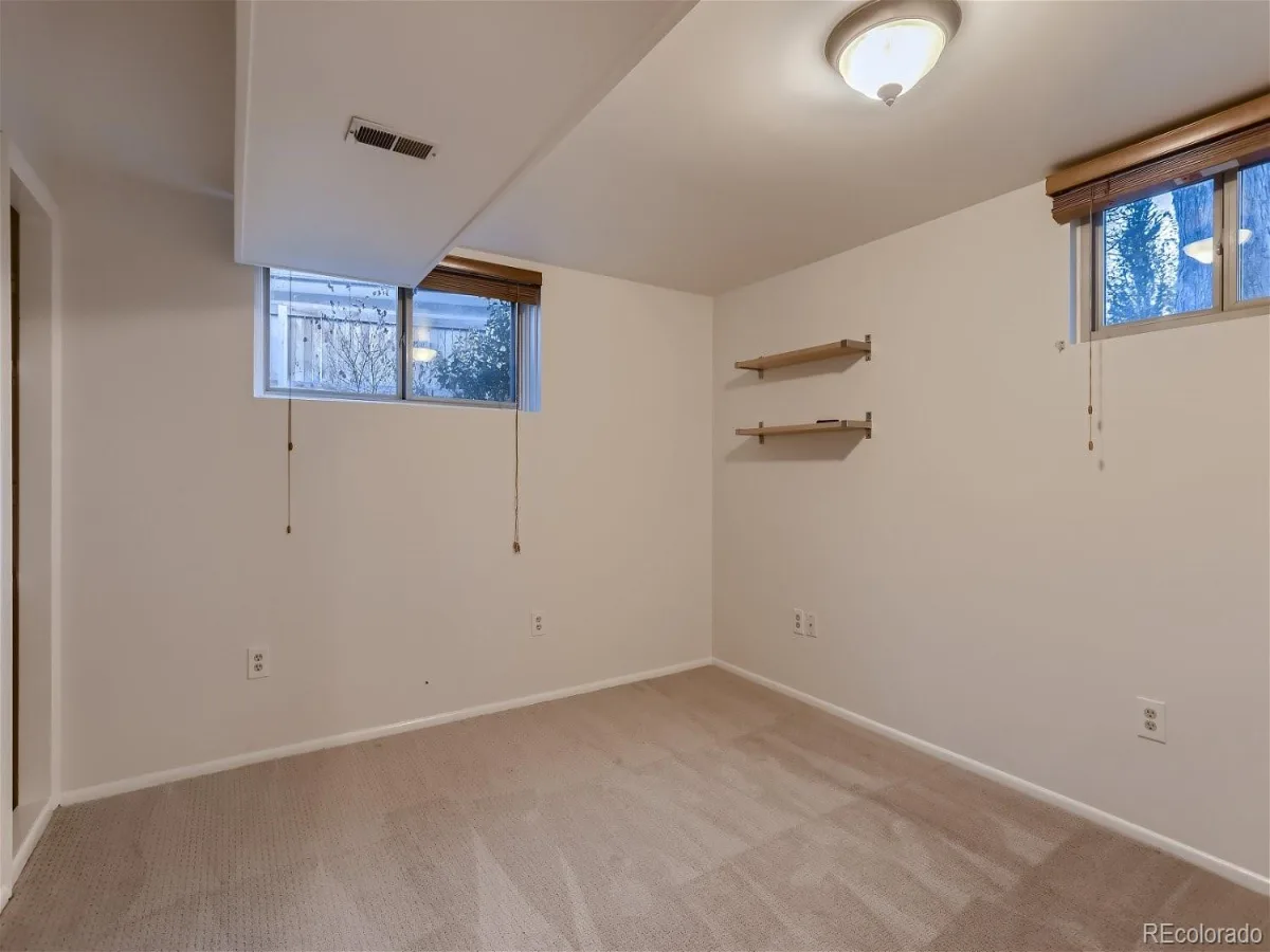 2988 S Niagara Way Denver CO 80224 MLS #REC3672252 06102026113921 1200 21