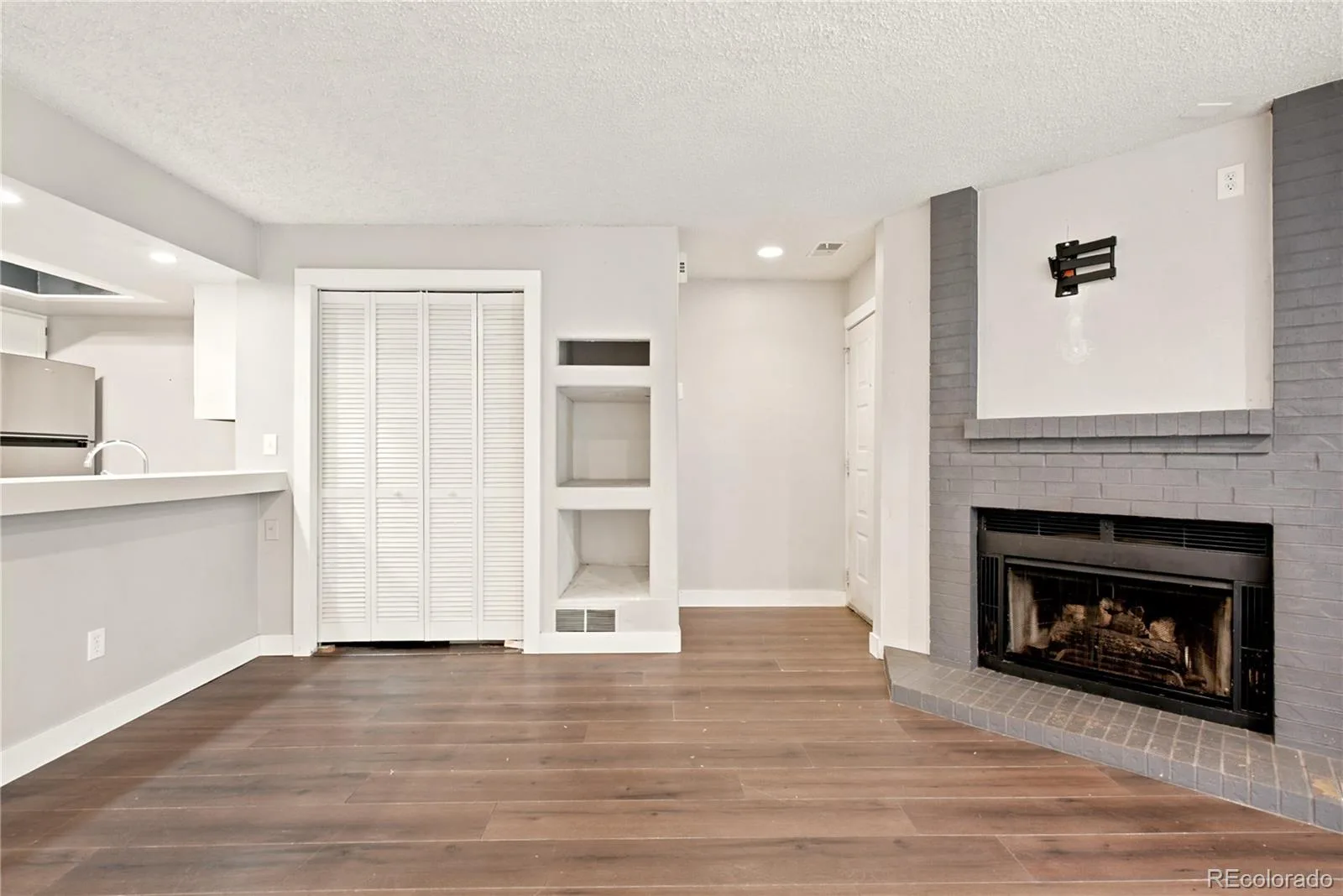 8376 S Upham Way #A106 Littleton CO 80128 | MLS #REC3672676 07032026222953 1600 12