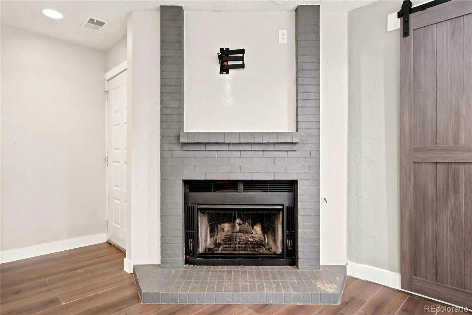8376 S Upham Way #A106 Littleton CO 80128 | MLS #REC3672676 07032026222953 1600 3