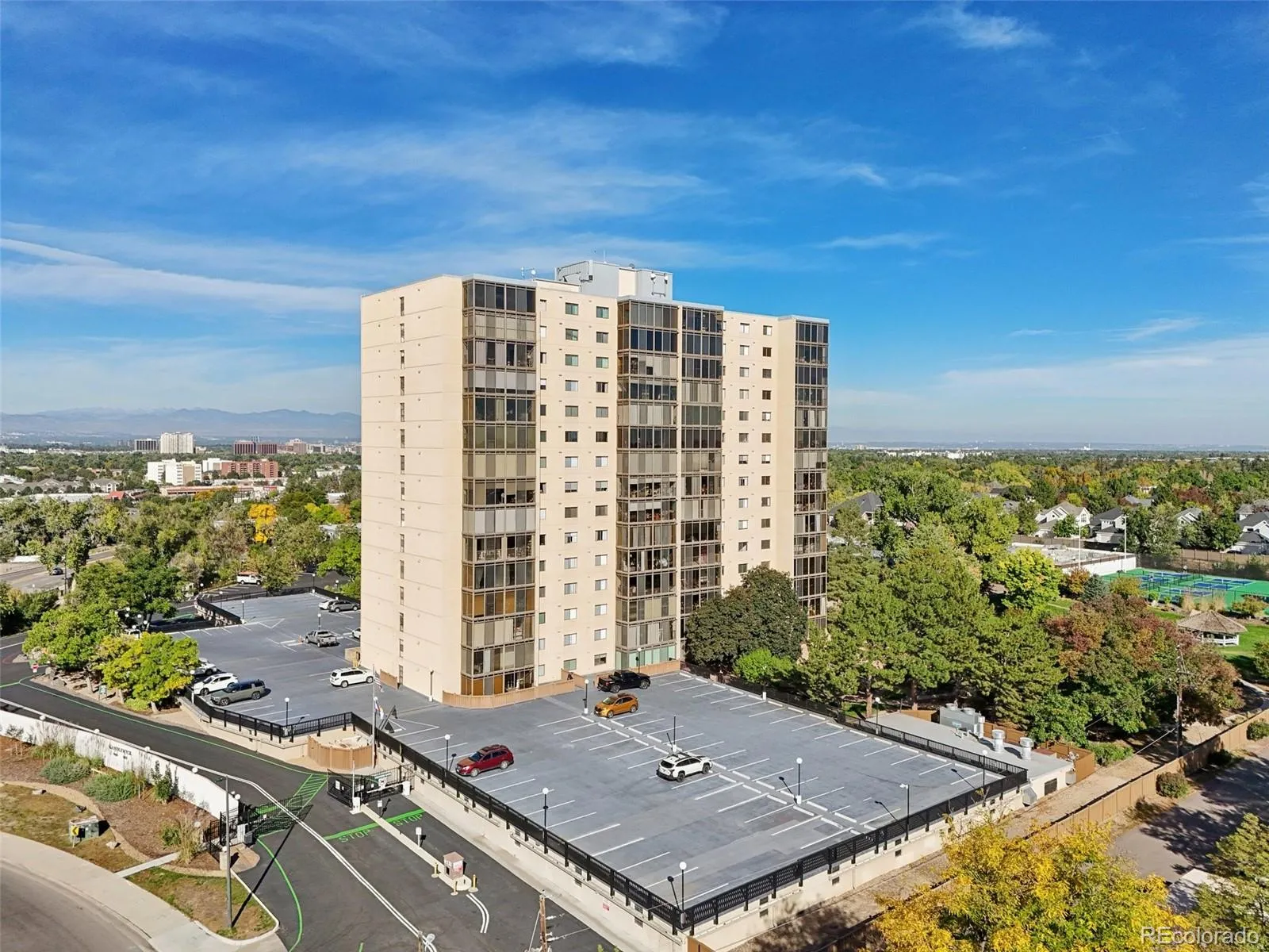 7877 E Mississippi Avenue #1501 Denver CO 80247 MLS #REC3673969 05112026152726 1600 28