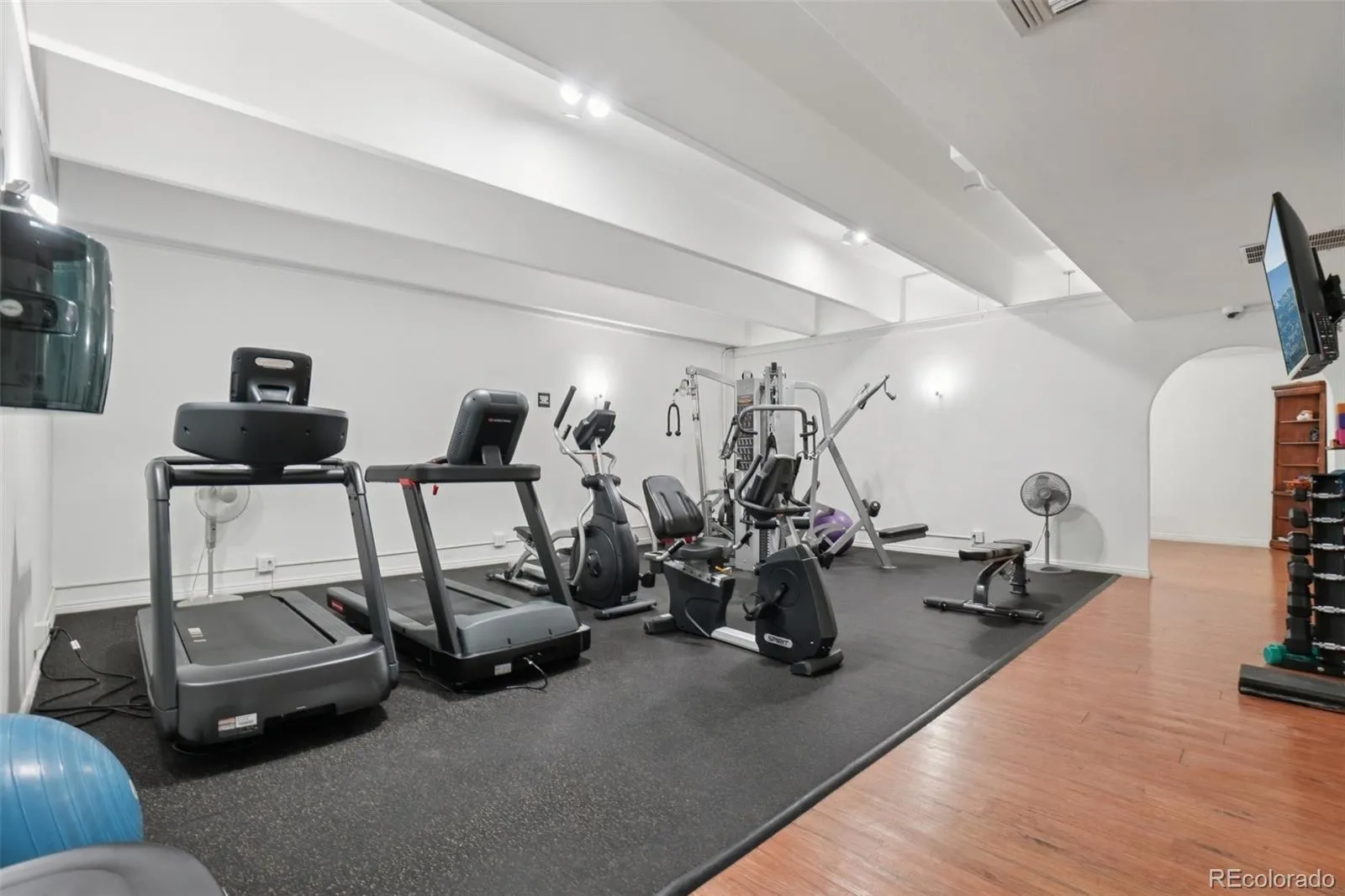 7877 E Mississippi Avenue #1501 Denver CO 80247 MLS #REC3673969 05112026152726 1600 43