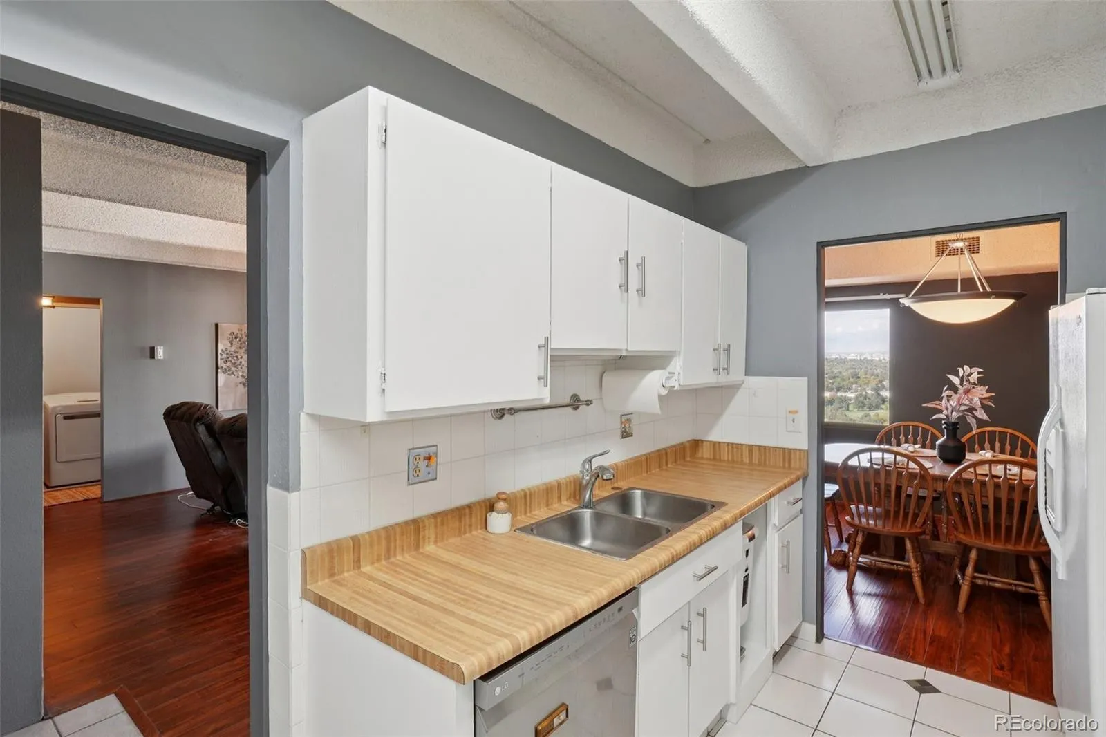 7877 E Mississippi Avenue #1501 Denver CO 80247 MLS #REC3673969 05112026152726 1600 6