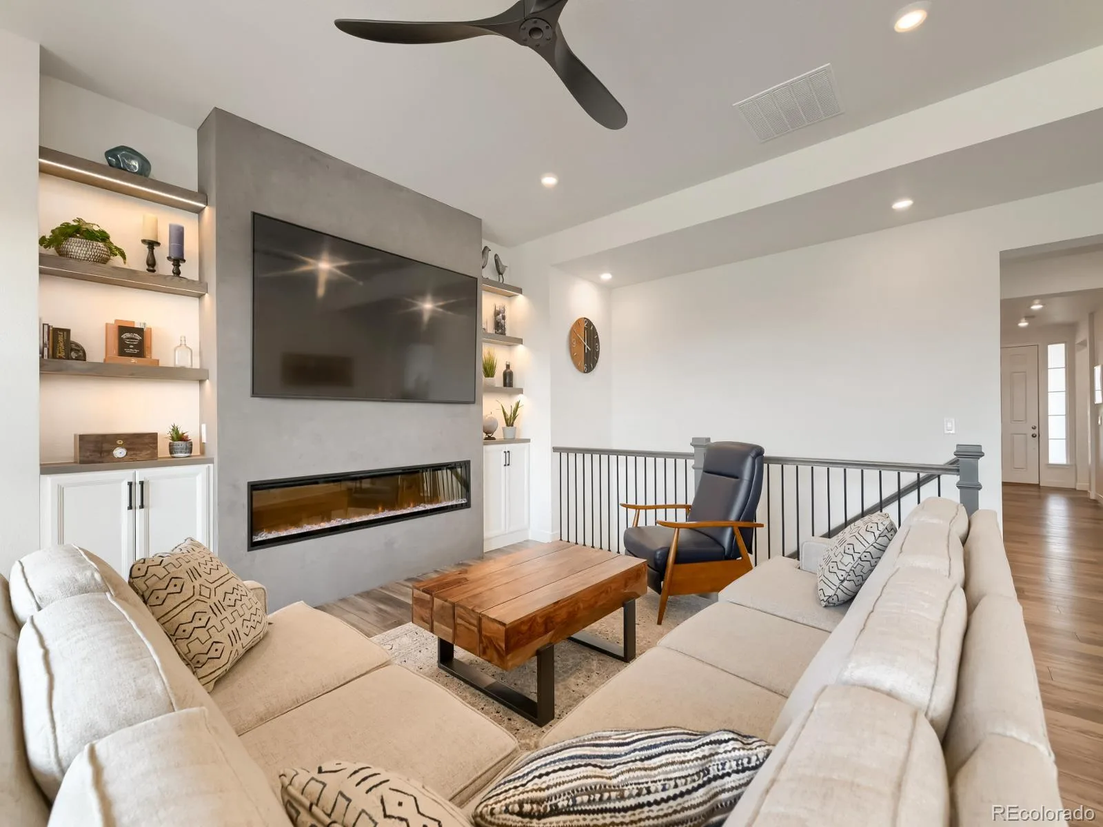 12735 Lake Port Street Longmont CO 80504 | MLS #REC3674614 08122026035555 1600 8