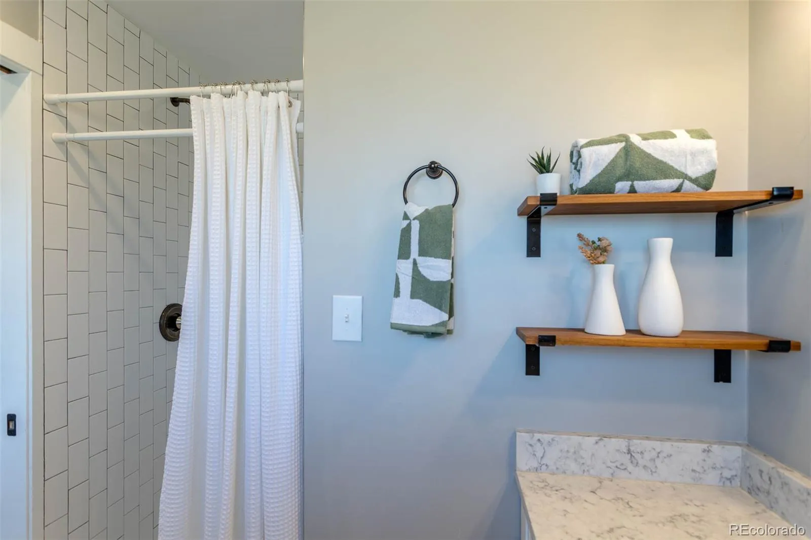 3461 S Ivy Way Denver CO 80222 MLS #REC3675504 05152026195104 1600 14