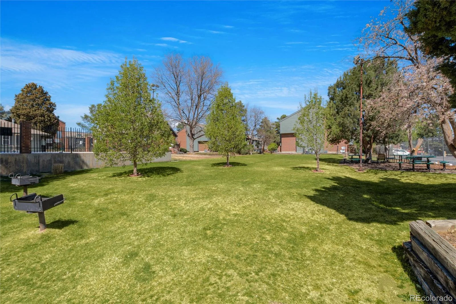 3696 S Depew Street #303 Lakewood CO 80235 | MLS #REC3676194 08172026200400 1600 18