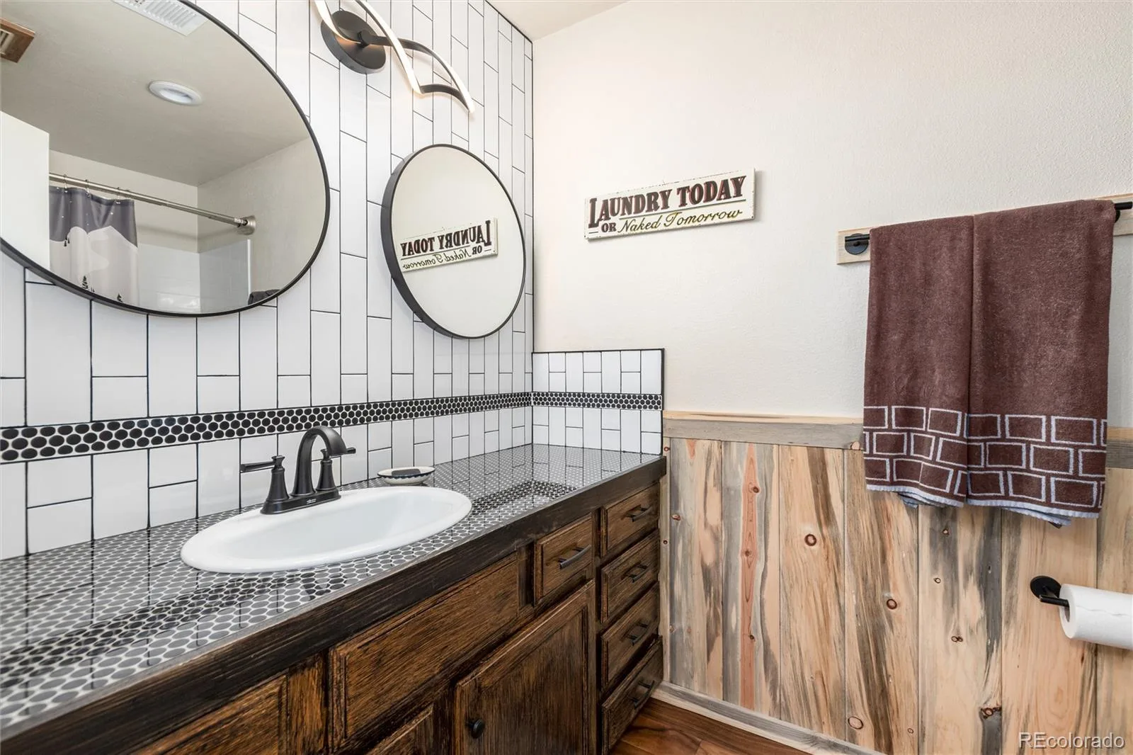 3696 S Depew Street #303 Lakewood CO 80235 | MLS #REC3676194 08172026200400 1600 8