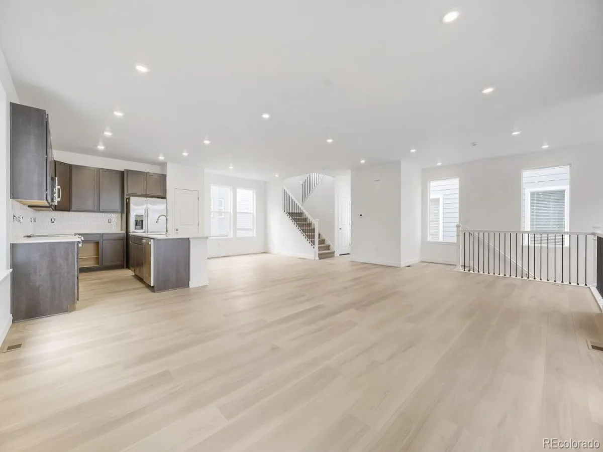 7709 S Mobile Way Centennial CO 80016 | MLS #REC3676700 08272026175727 1200 2