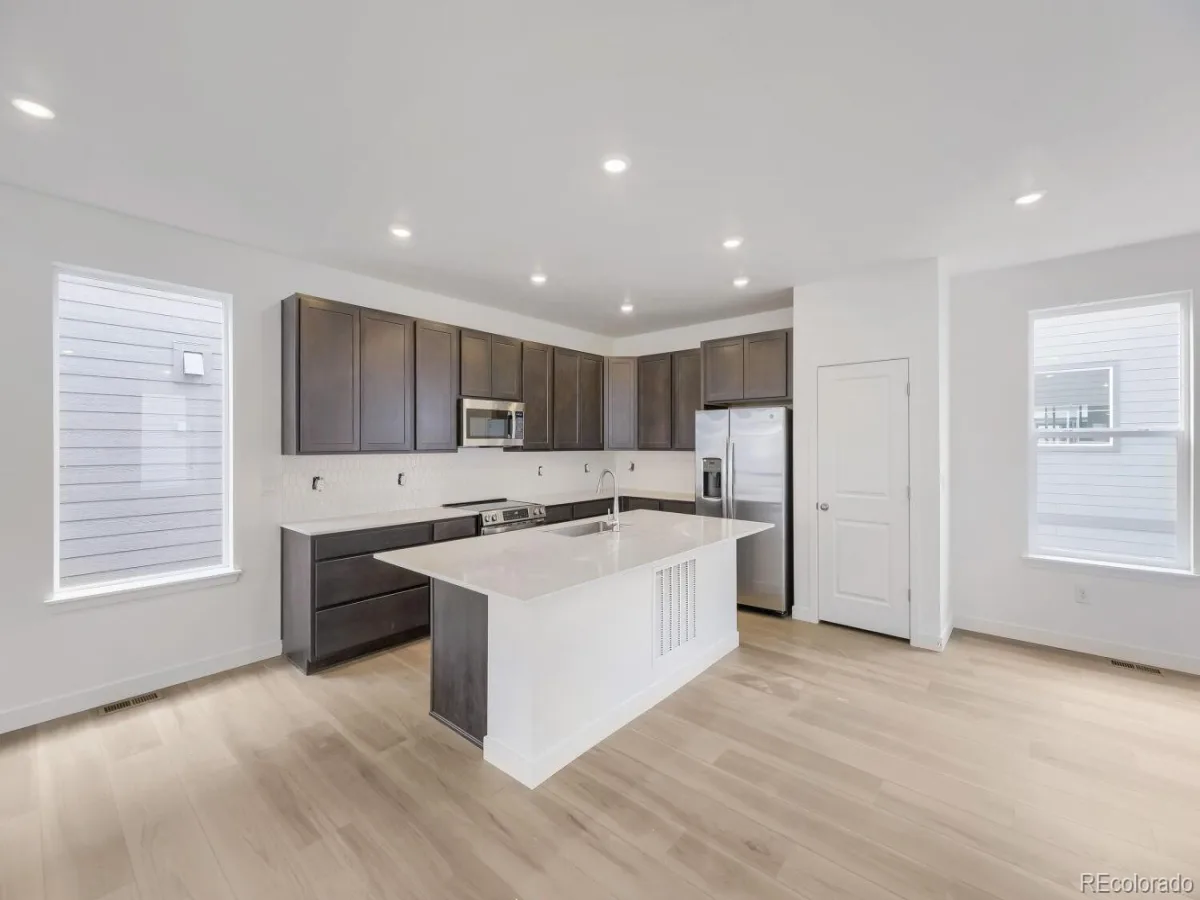 7709 S Mobile Way Centennial CO 80016 | MLS #REC3676700 08272026175727 1200 3