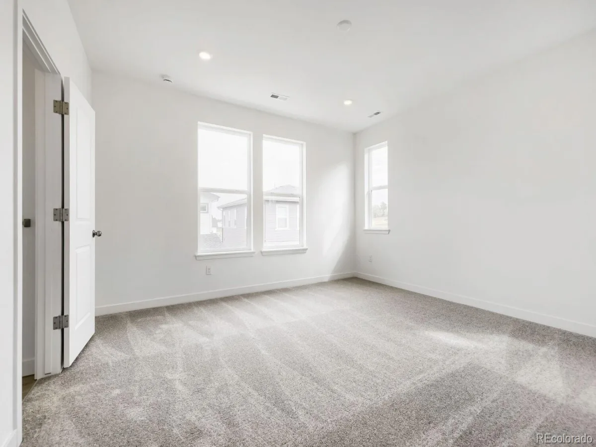7709 S Mobile Way Centennial CO 80016 | MLS #REC3676700 08272026175727 1200 6