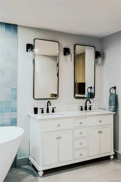 1630 N Clarkson Street #516 Denver CO 80218 | MLS #REC3677454 10122026161400 800 28
