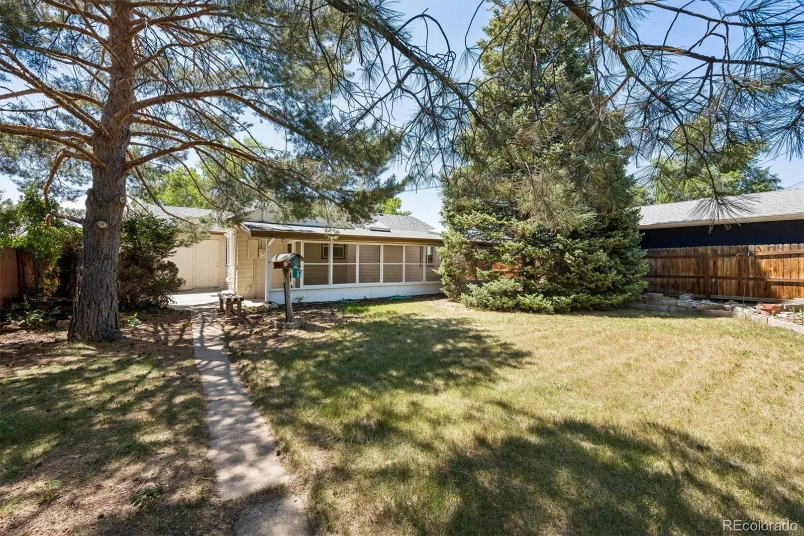 7850 N Raleigh Street Westminster CO 80030 MLS #REC3678580 06162026220121 1600 25