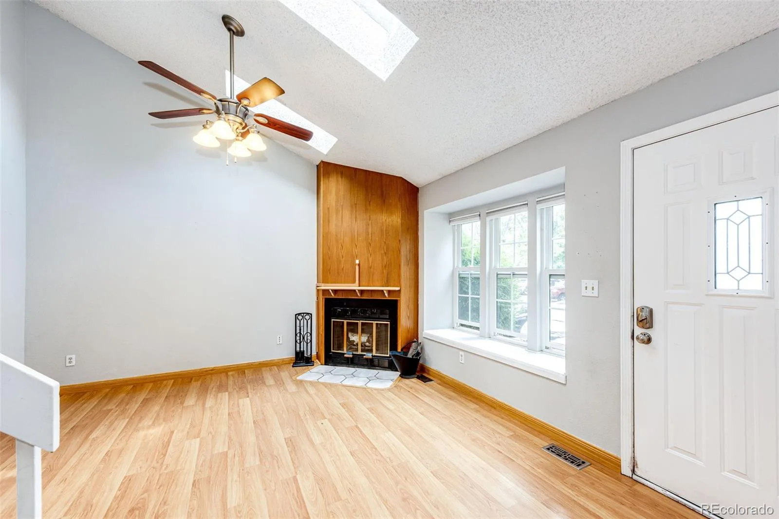 1220 S Flower Circle #A Lakewood CO 80232 | MLS #REC3680421 08142026130319 1600 4