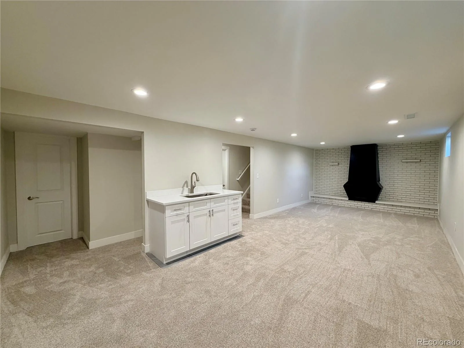 1586 S Dover Court Lakewood CO 80232 | MLS #REC3681068 09242026231654 1600 13