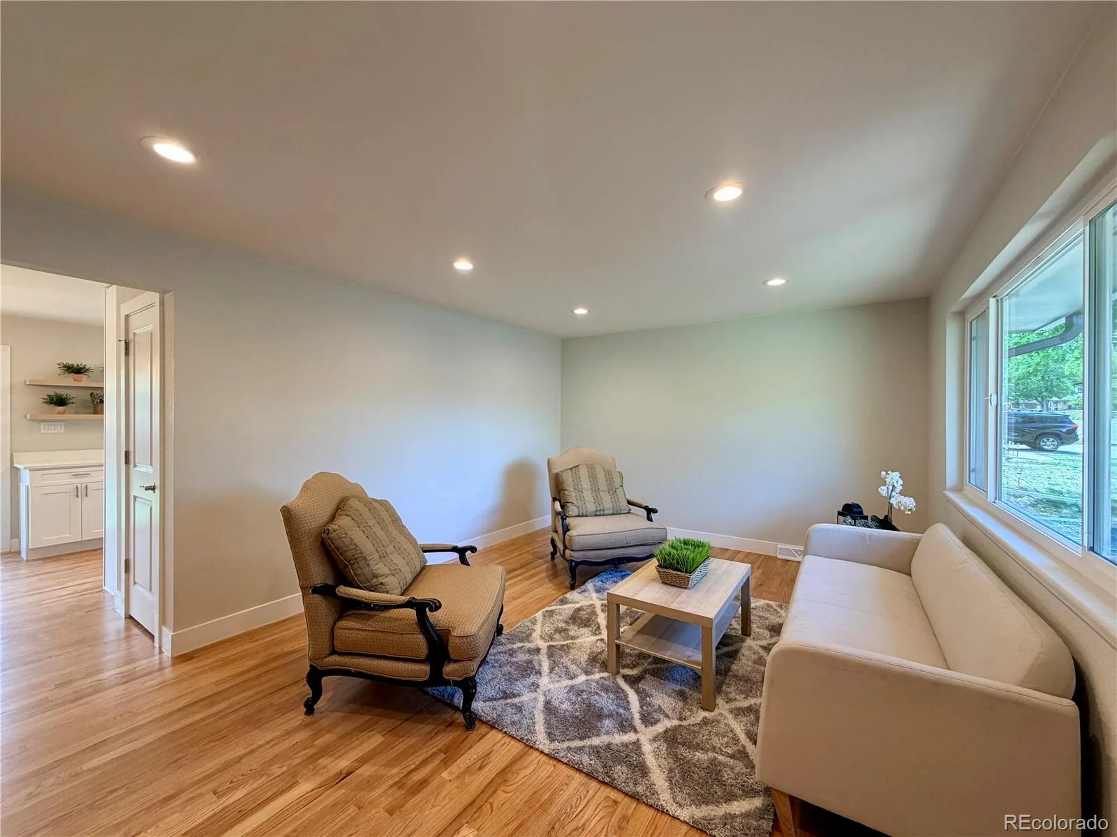 1586 S Dover Court Lakewood CO 80232 | MLS #REC3681068 09242026231654 1600 5