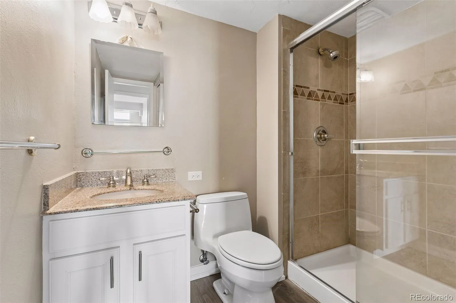 04062026213338 1600 28