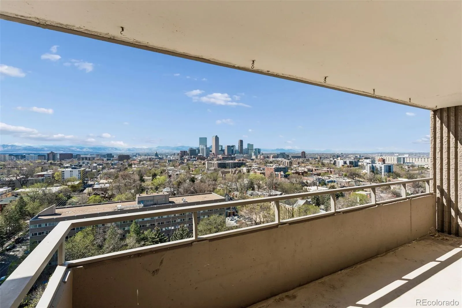 04062026213338 1600 29