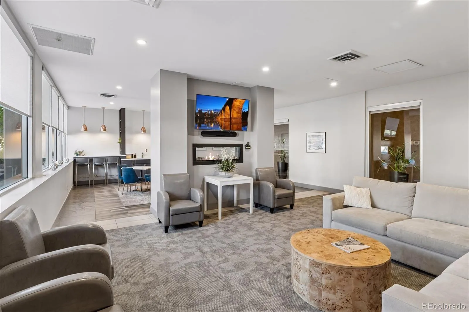 04062026213338 1600 35