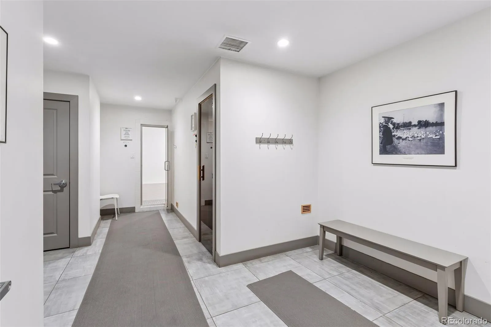 04062026213338 1600 40