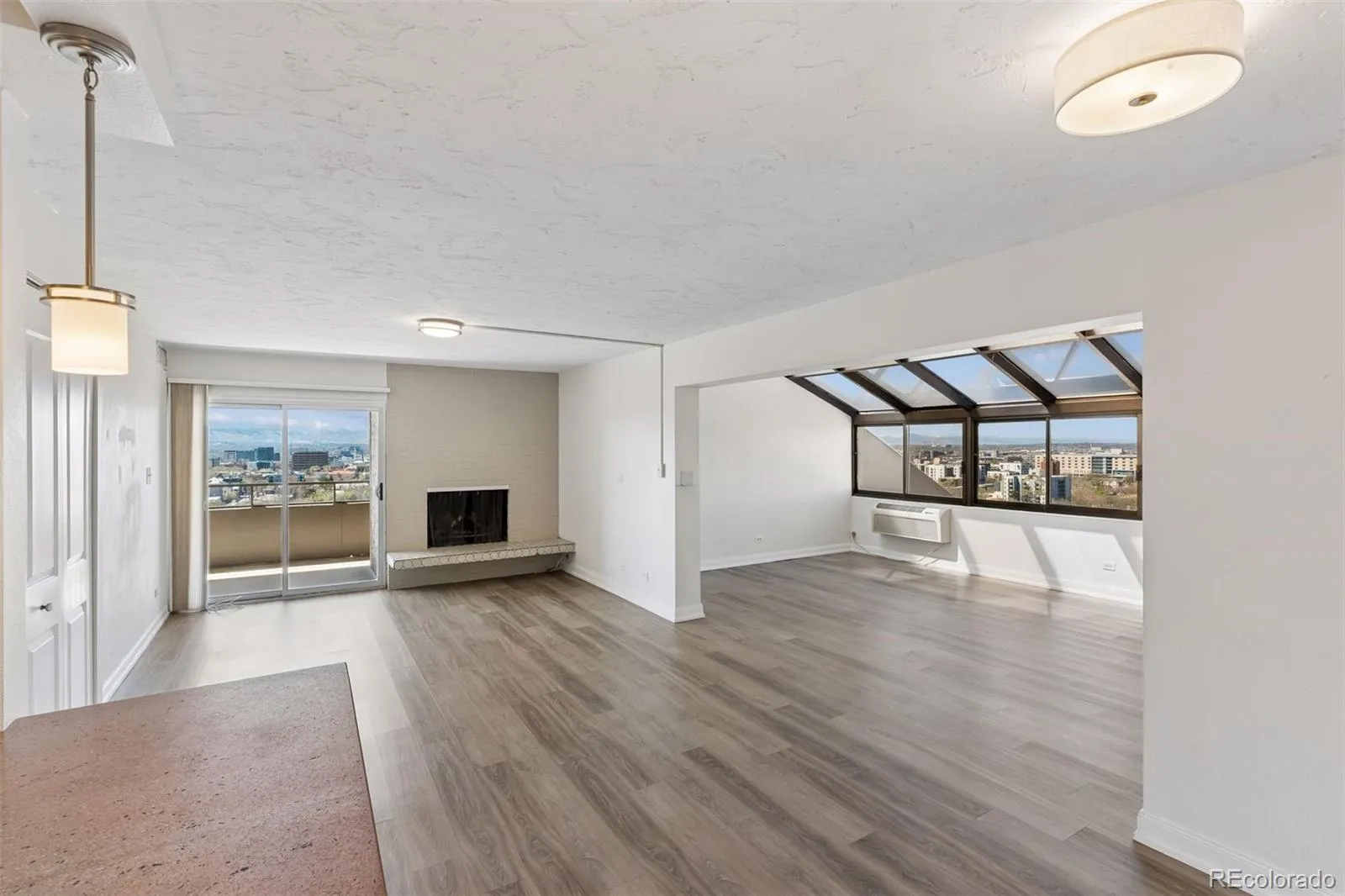 04062026213338 1600 9