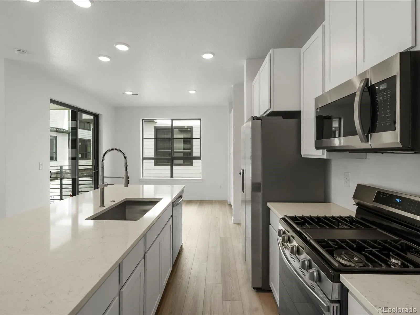 03302026005306 1600 1