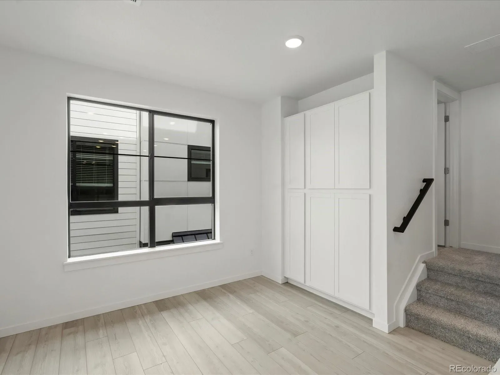 03302026005306 1600 17