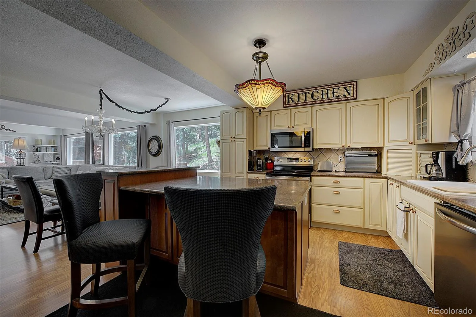 8485 S Doubleheader Ranch Road Morrison CO 80465 | MLS #REC3681639 07022026190818 1600 14