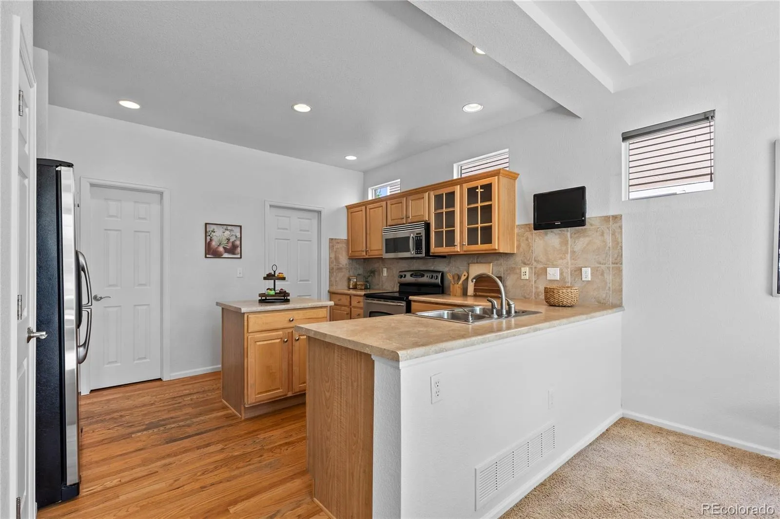 04232026033542 1600 12