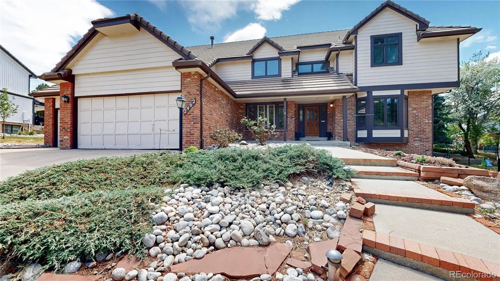 2462 Country Club Loop Denver CO 80234 MLS #REC3684354 05112026174934 1600 1