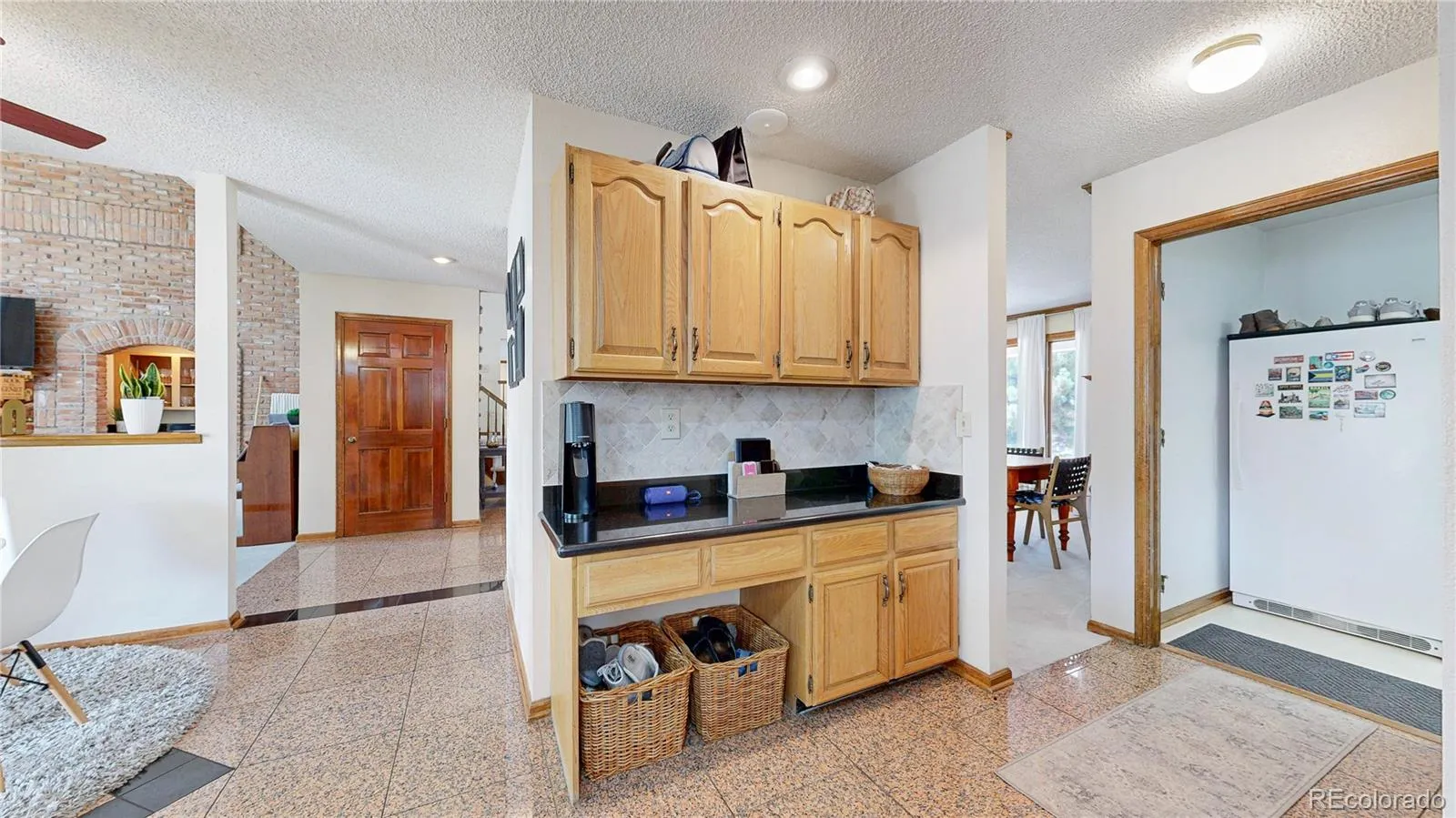 2462 Country Club Loop Denver CO 80234 MLS #REC3684354 05112026174934 1600 16
