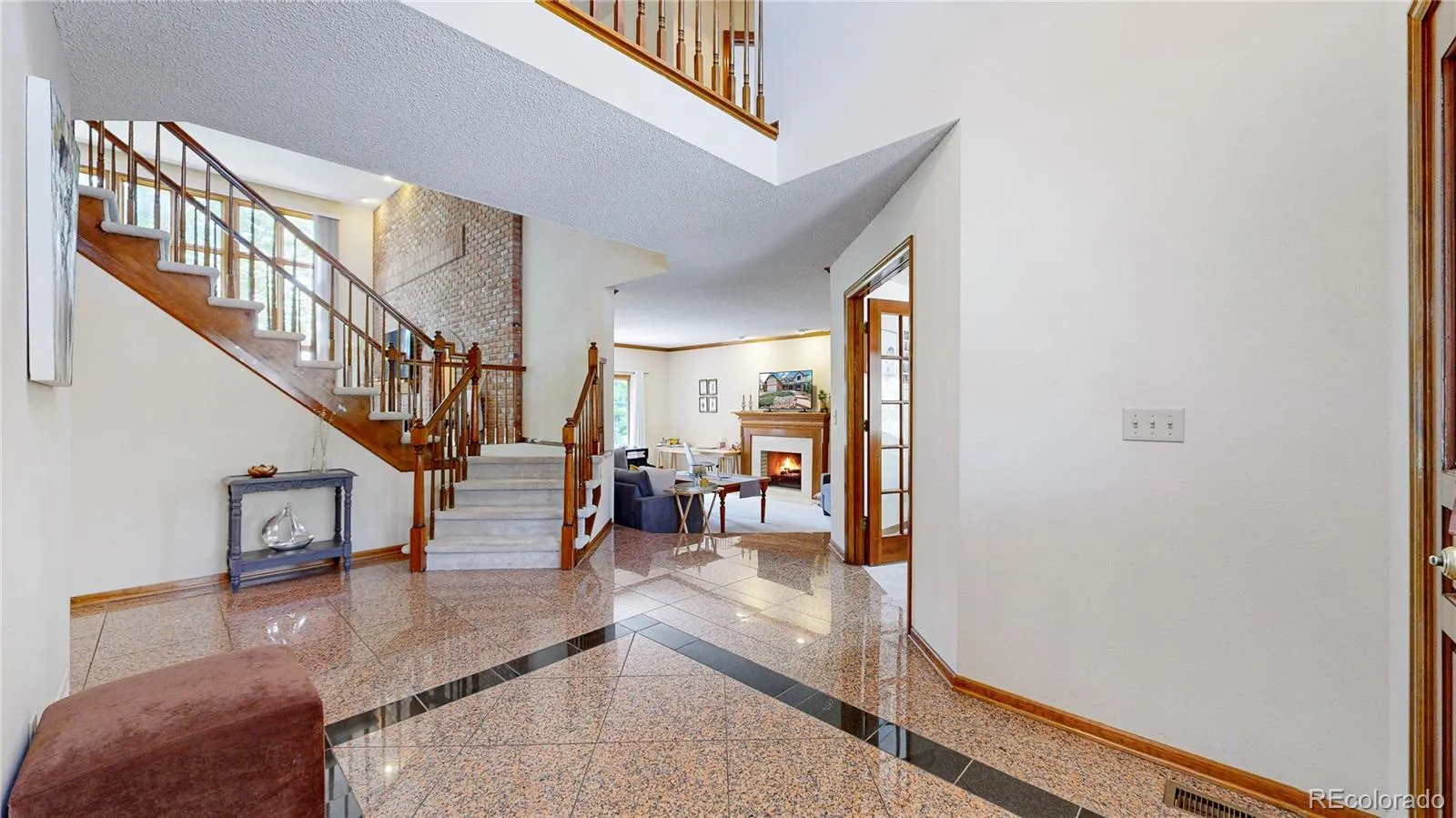 2462 Country Club Loop Denver CO 80234 MLS #REC3684354 05112026174934 1600 3