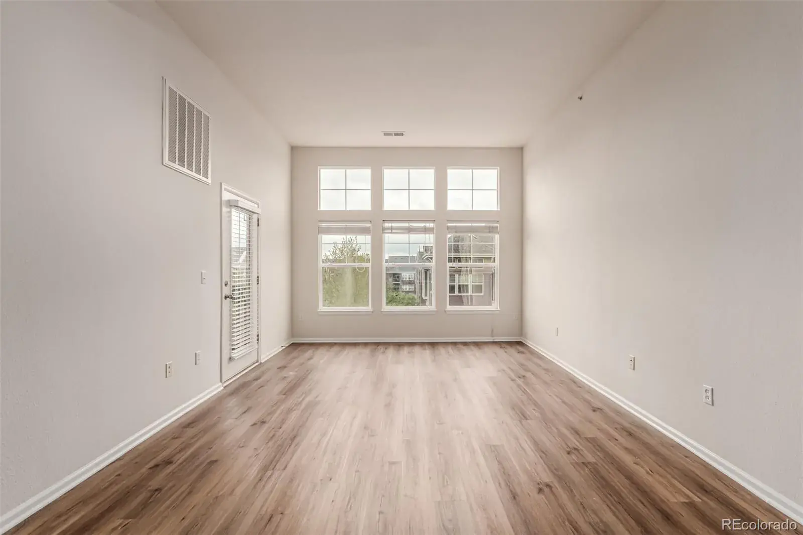 9633 E 5th Avenue #10304 Denver CO 80230 MLS #REC3684426 02132026040811 1600 1