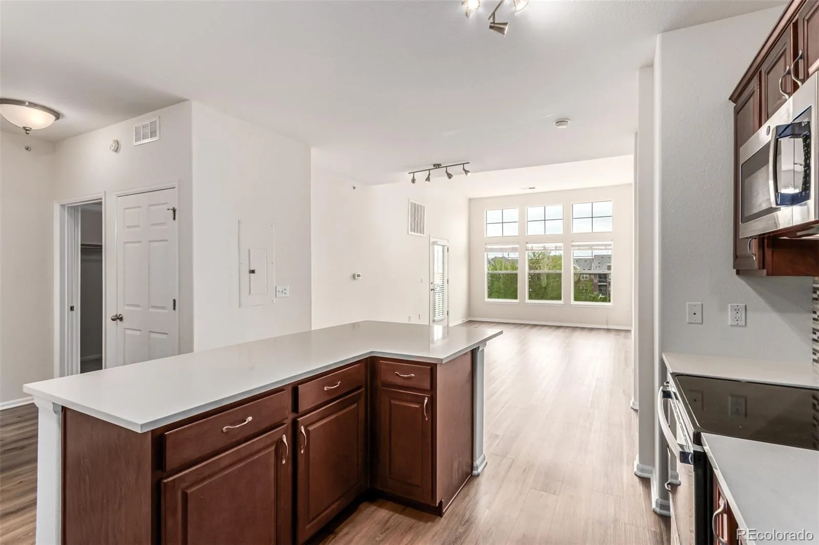 9633 E 5th Avenue #10304 Denver CO 80230 | MLS #REC3684426 06132026192726 1600 4