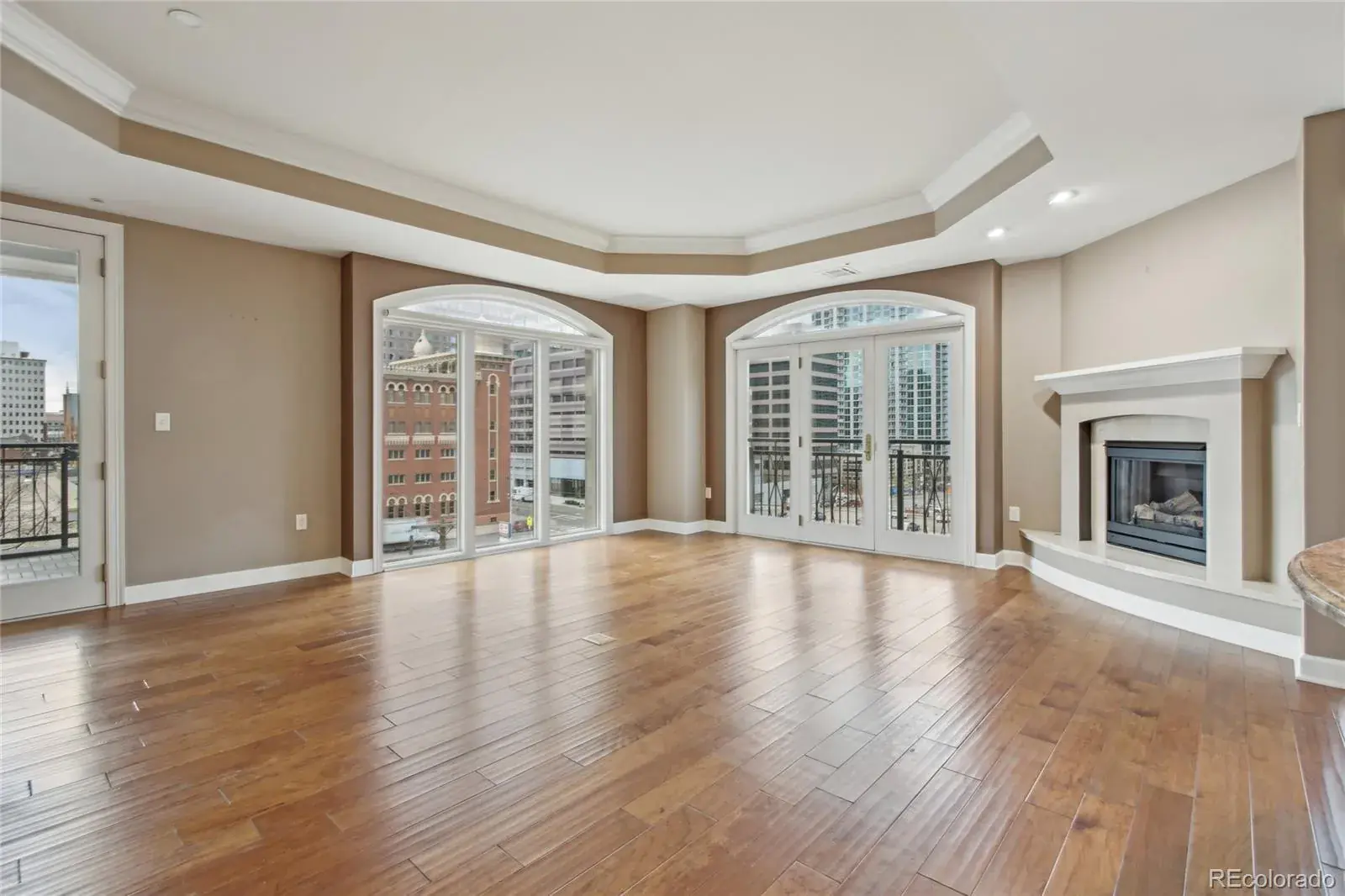 01162026001618 1600 8